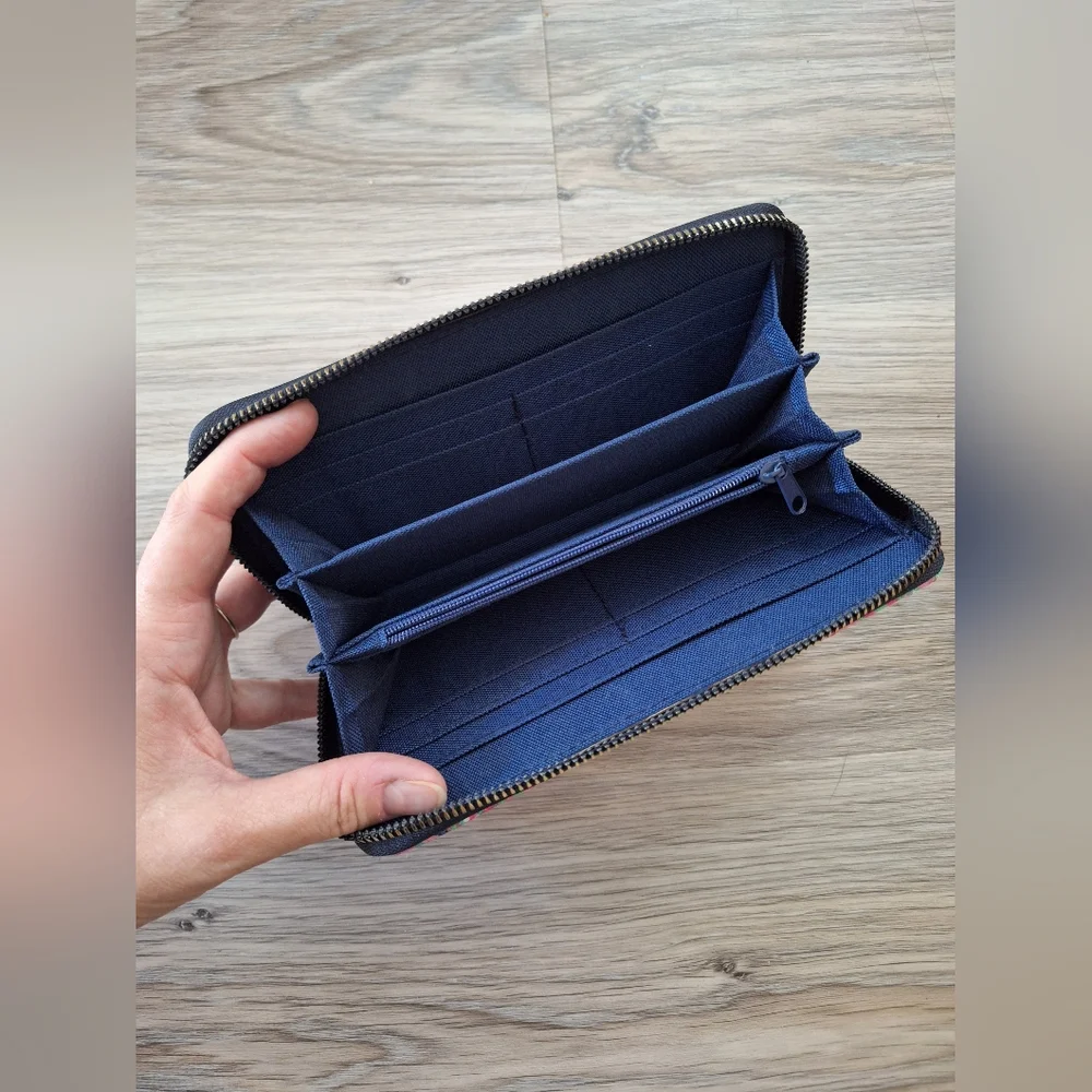 Simply Southern Quilted Cell‎ Phone Wallet Like New